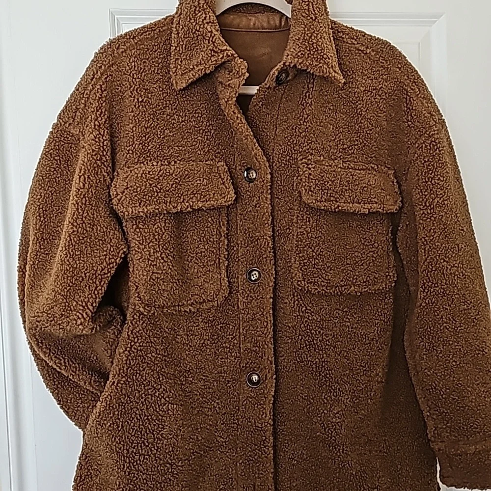Brown Shacket - Picture 2 of 7